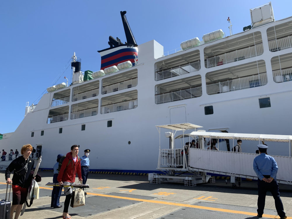 父島到着